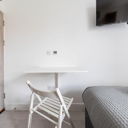 Functional Budget Stay With Wi-Fi And Laundry Facilities Near Tube Station London Luaran gambar