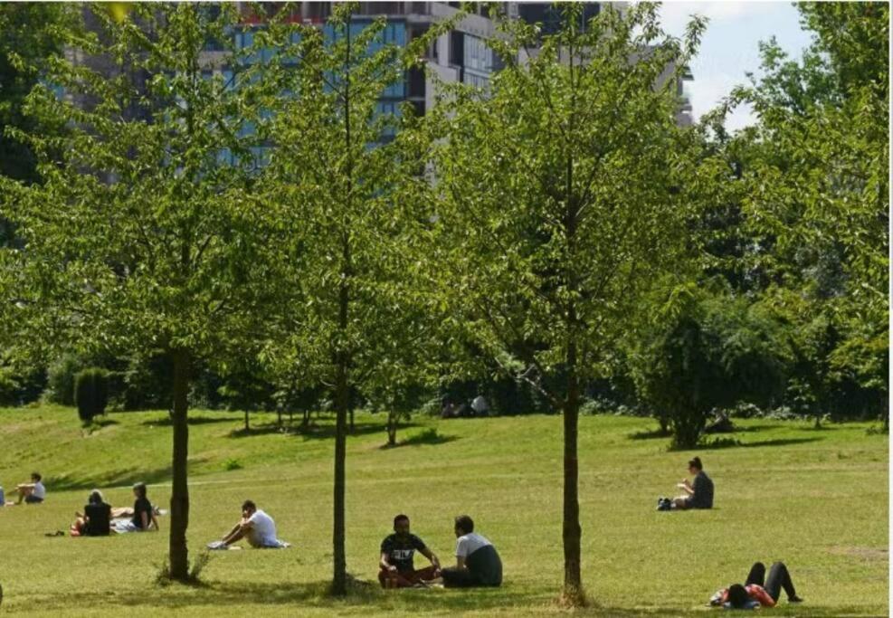 Functional Budget Stay With Wi-Fi And Laundry Facilities Near Tube Station London Luaran gambar