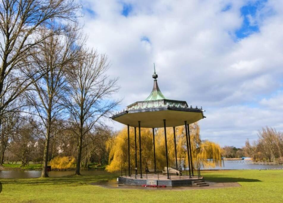 Functional Budget Stay With Wi-Fi And Laundry Facilities Near Tube Station London Luaran gambar