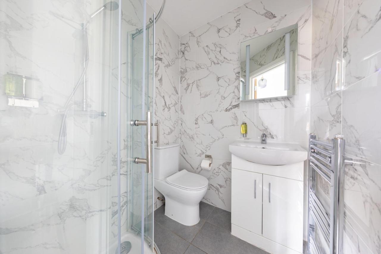 Functional Budget Stay With Wi-Fi And Laundry Facilities Near Tube Station London Luaran gambar